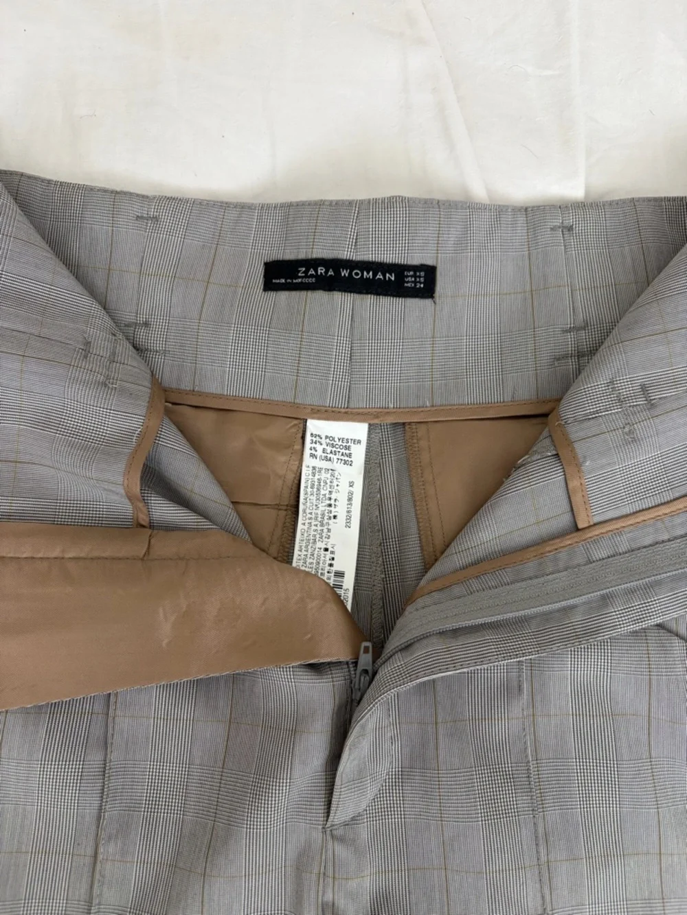 Zara Woman Gray Plaid Tailored Shorts, High Waist - Picture 2 of 4